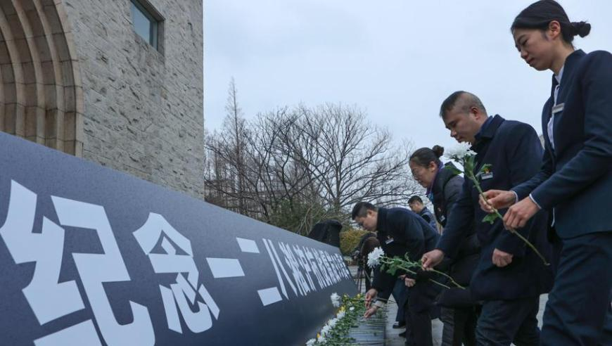 2025年澳門正版資料大全更新,釣魚曬成炭黑大爺走紅后朋友發(fā)聲,展開解析落實(shí)_測試版V4.18